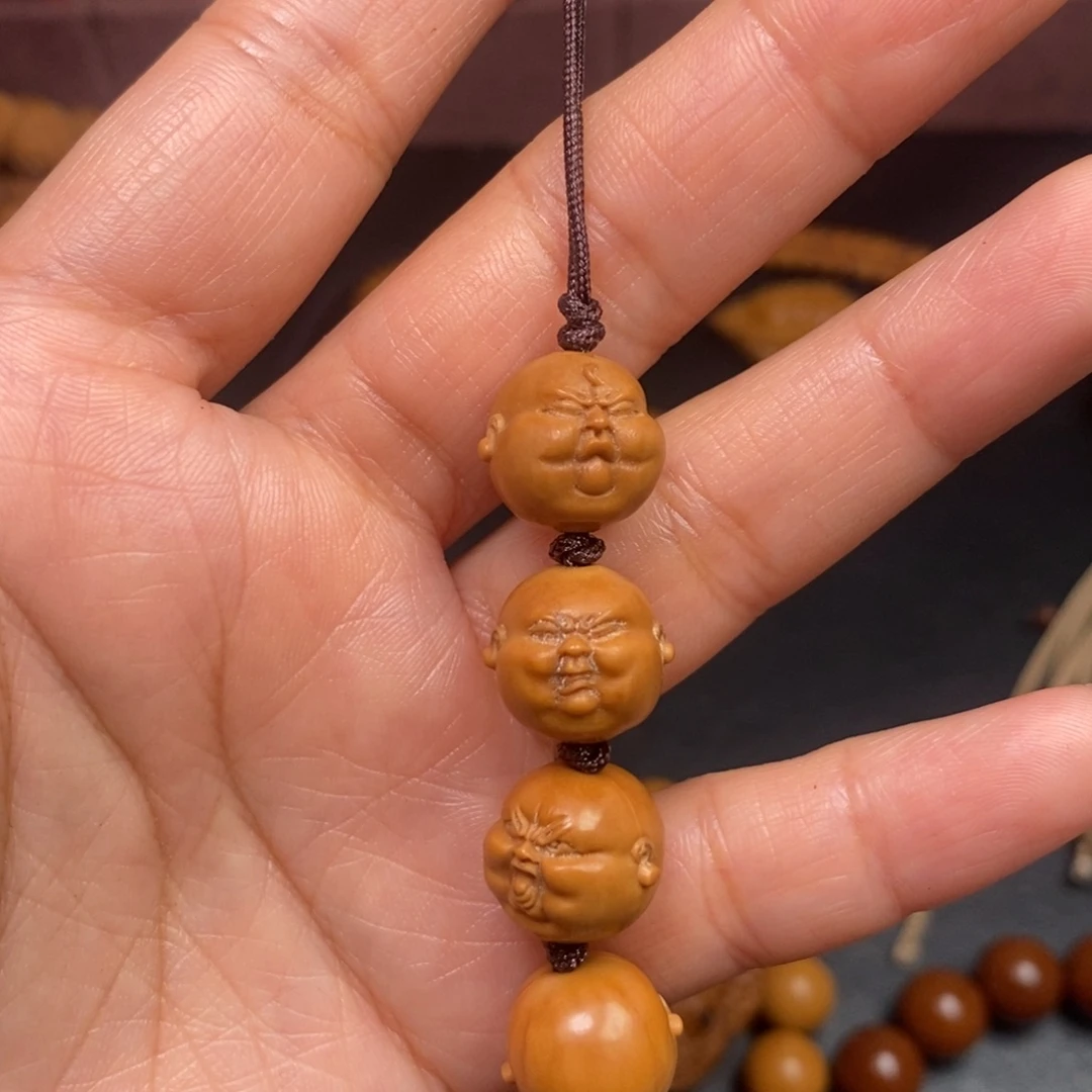 一***开猴头核桃吊坠橄榄核桃