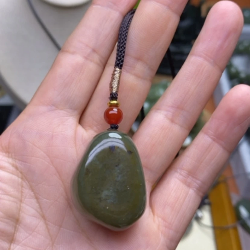 【闪购商品】未镶嵌岫岩河磨玉（透闪石质玉）挂件