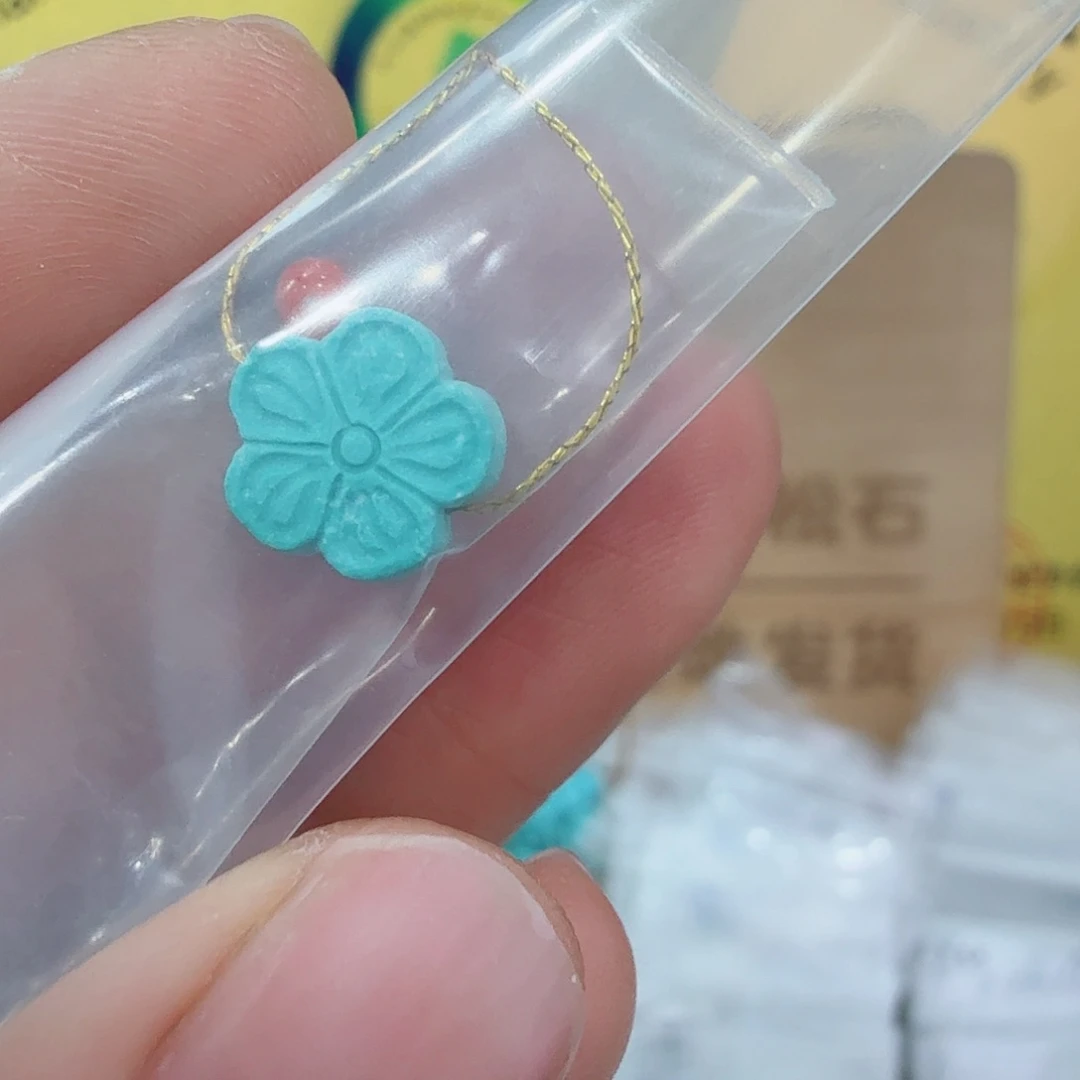 南红玛瑙未镶嵌珠宝奇石