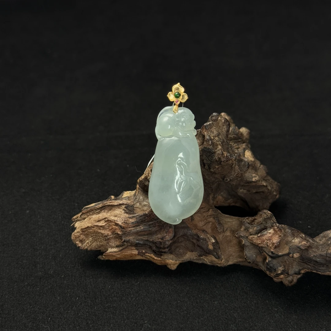 【诚翠拍品第九十七期午】翡翠67吊坠BYT70122金