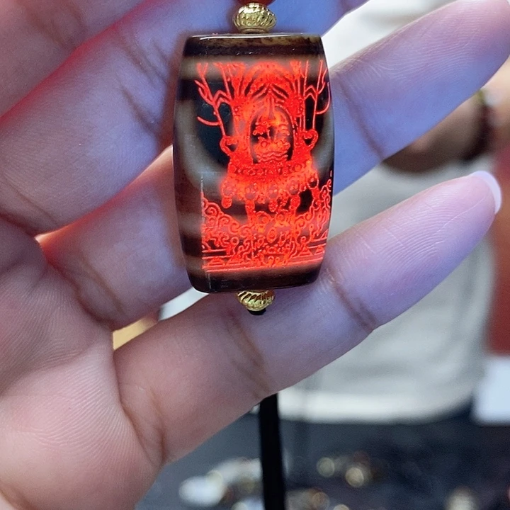 玛瑙/玉髓颈饰合金