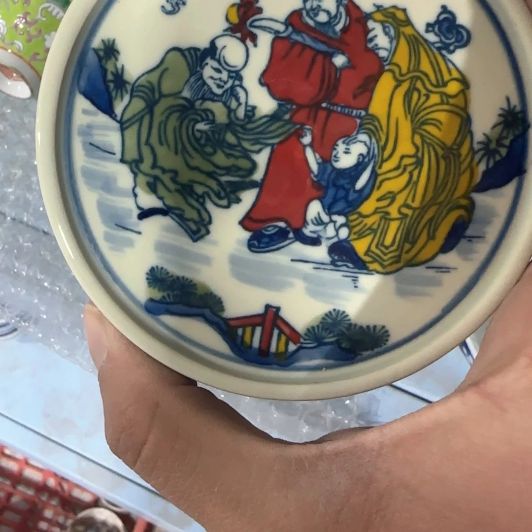 瓷片摆件手绘瓷器年底全部亏钱