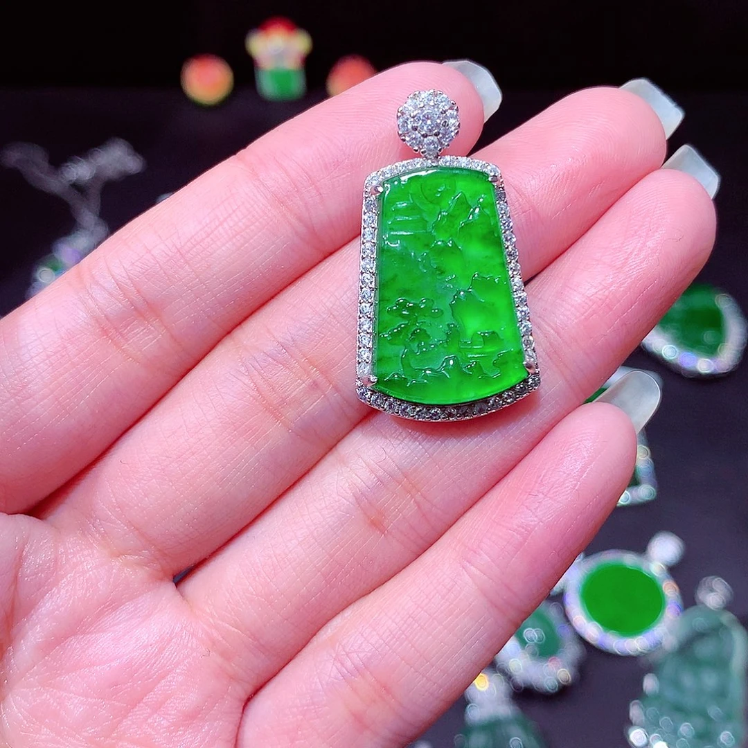 【闪购商品】翡翠吊坠(不含链)未镶嵌
