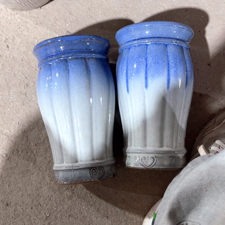 紫砂花盆口径13高度23两只正品