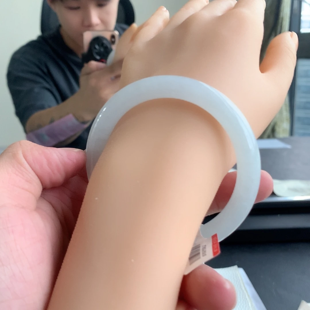 翡翠手镯未镶嵌45号 57.4