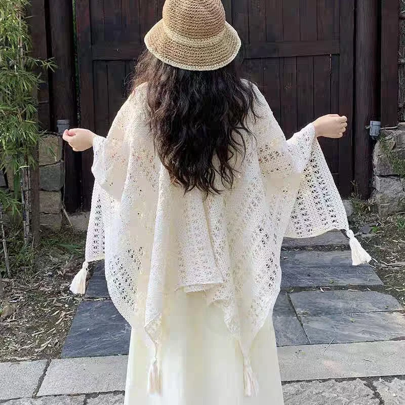 复古度假镂空针织披肩流苏开衫女薄款斗篷春秋裙子民族蕾丝罩衫