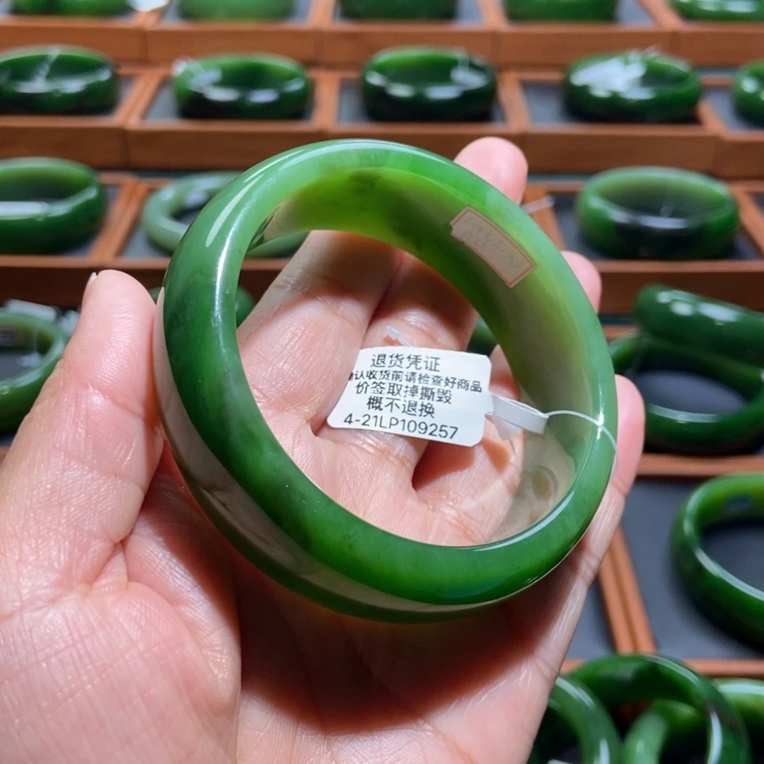 和田玉（碧玉）未镶嵌手镯粉阳绿5758
