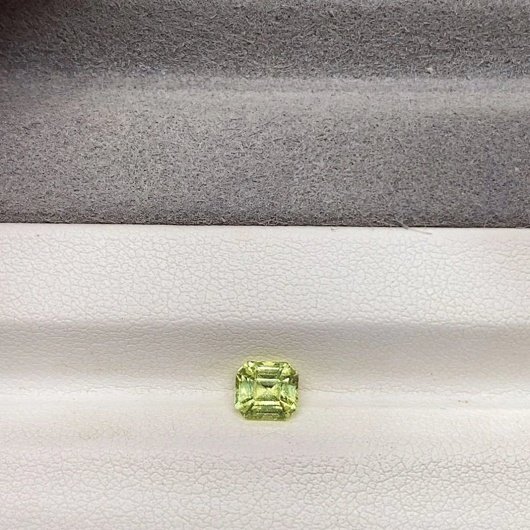 金绿宝石裸石1.1克拉天然金绿宝石