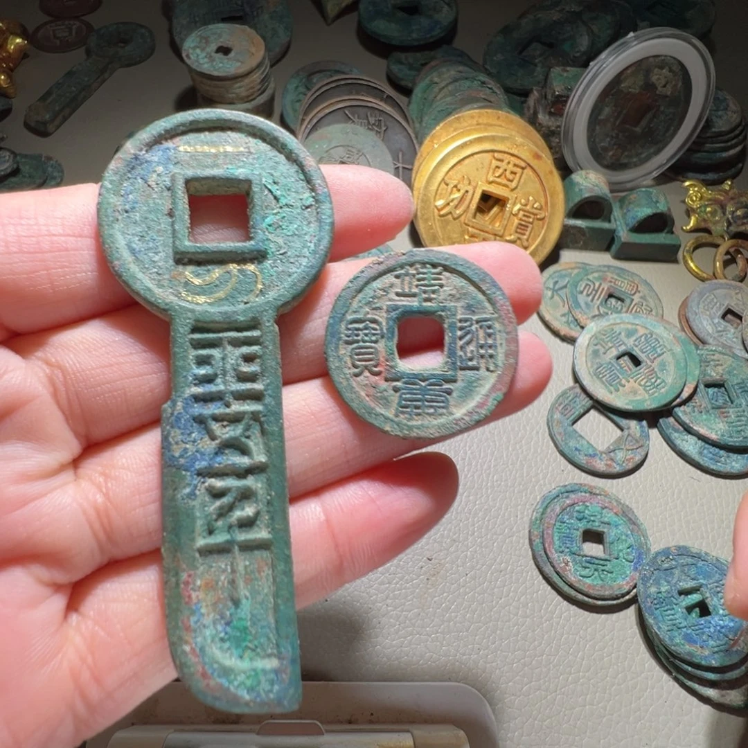 清***流现代文创工艺品花钱