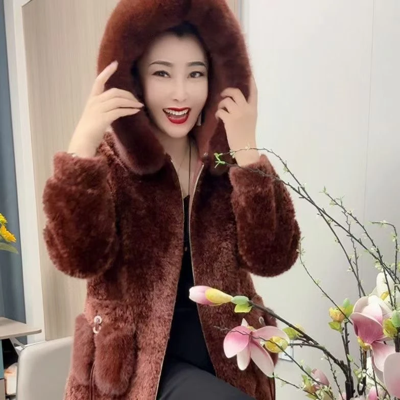 832 秋冬新款时尚连帽外套 三楼