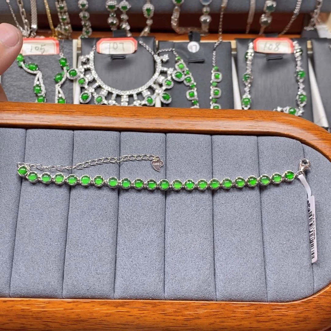 翡翠颈饰银S925镶嵌翡翠手链