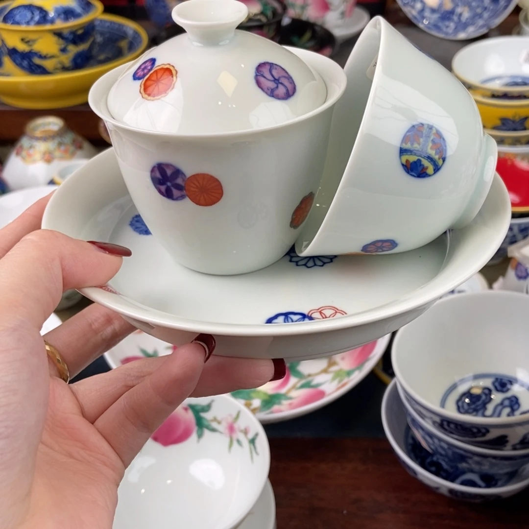 L****o陶瓷艺术家的作品也太好看了吧