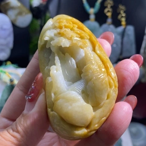 【闪购商品】颈饰未镶嵌翡翠山水