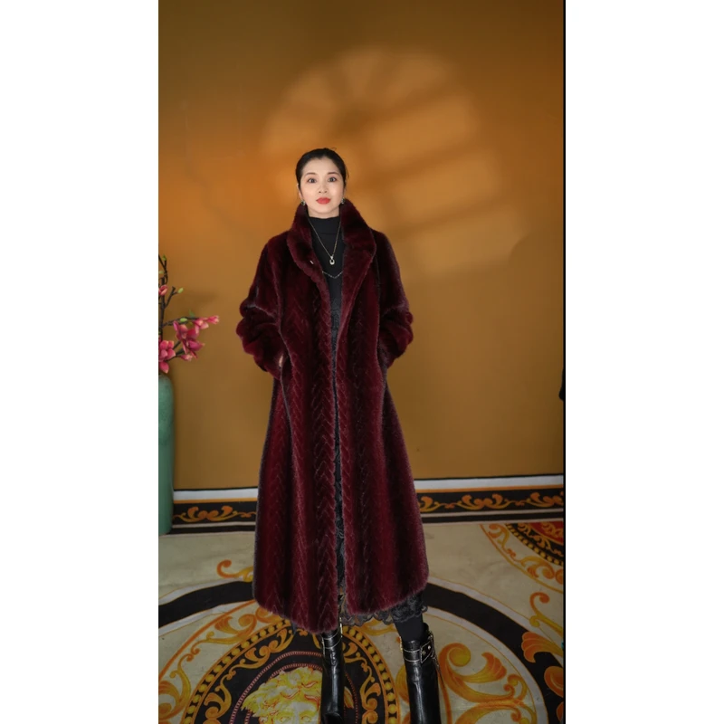 灯笼袖中长款斜条纹褶皱中老年设计师复古冬季加厚皮毛一体妈妈装