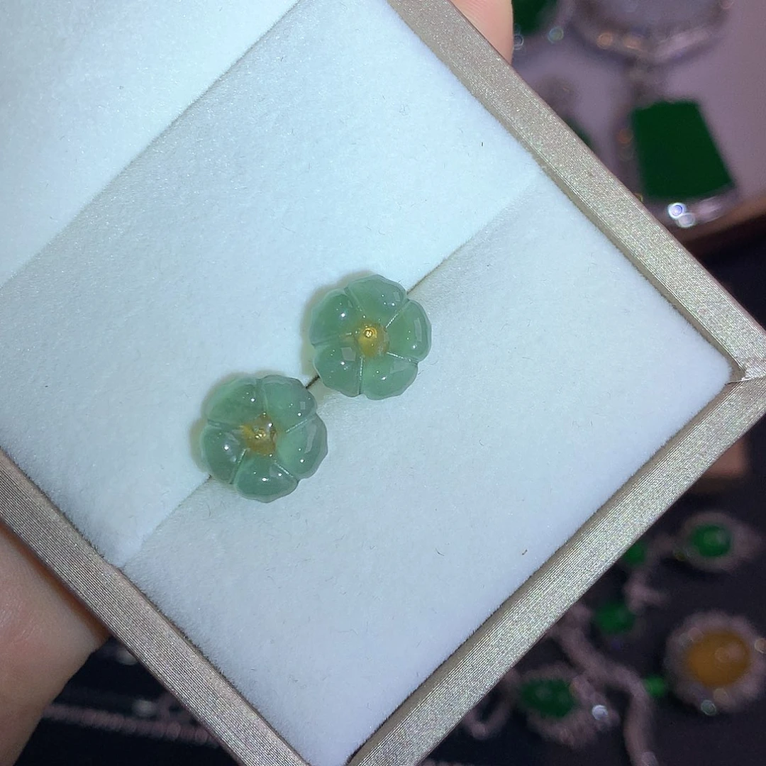 翡翠未镶嵌吊坠(不含链)团购