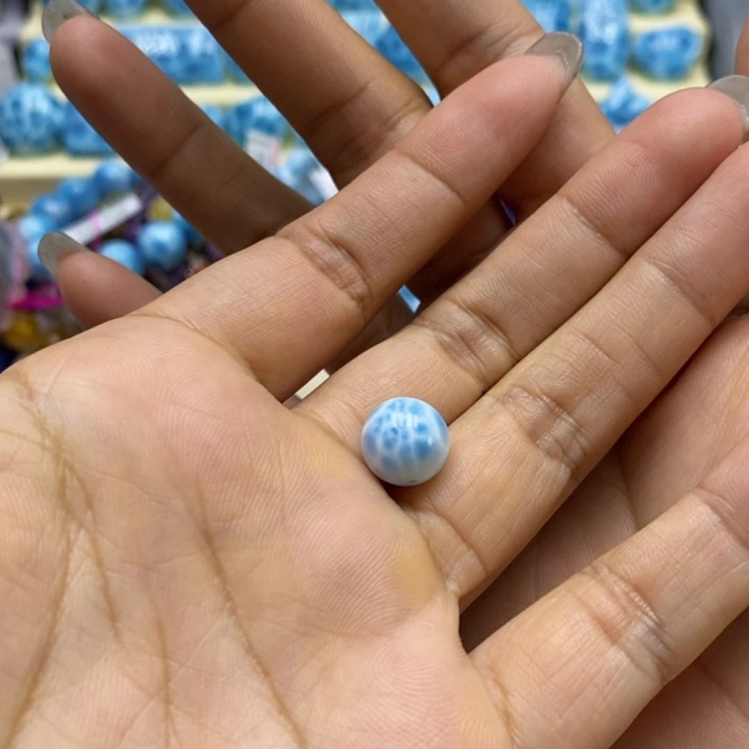 针钠钙石（海纹石）颈饰未镶嵌武****林