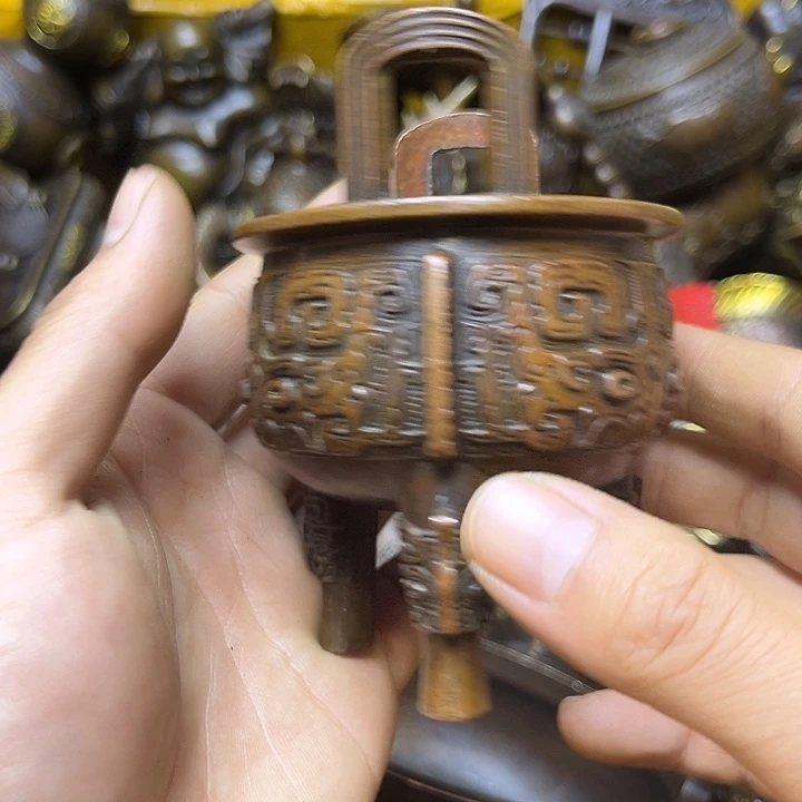 诚信经营精美铜器