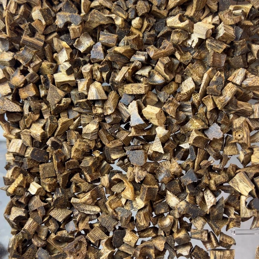 沉香沉香碎屑沉香原材料高油脂碎料30+配炉子多样性发一