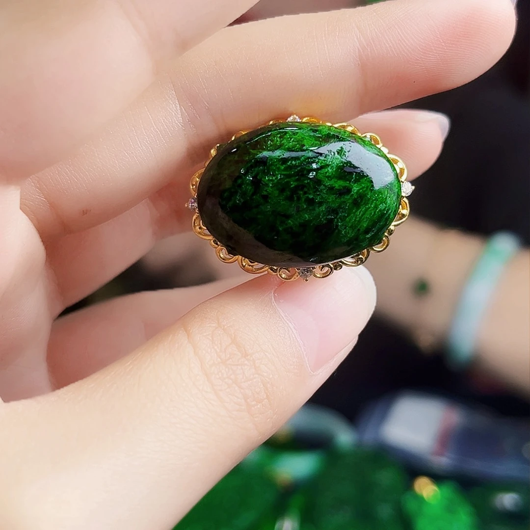 颈饰银S925镶嵌翡翠多样性