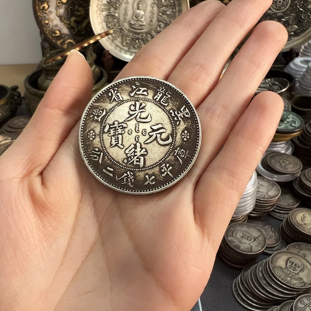 金属复古风格摆件