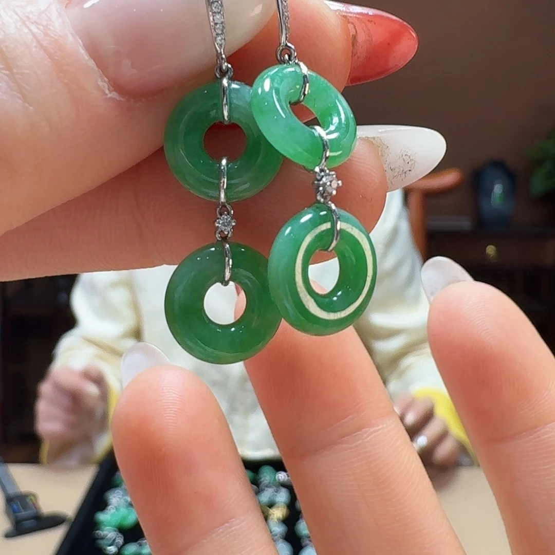 翡翠耳饰18K金镶嵌耳饰