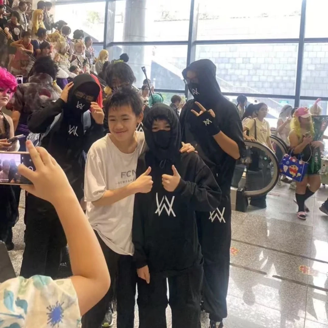 嘉豪口罩战衣艾伦沃克alanwalker同款卫衣strong哥cos套装青少年