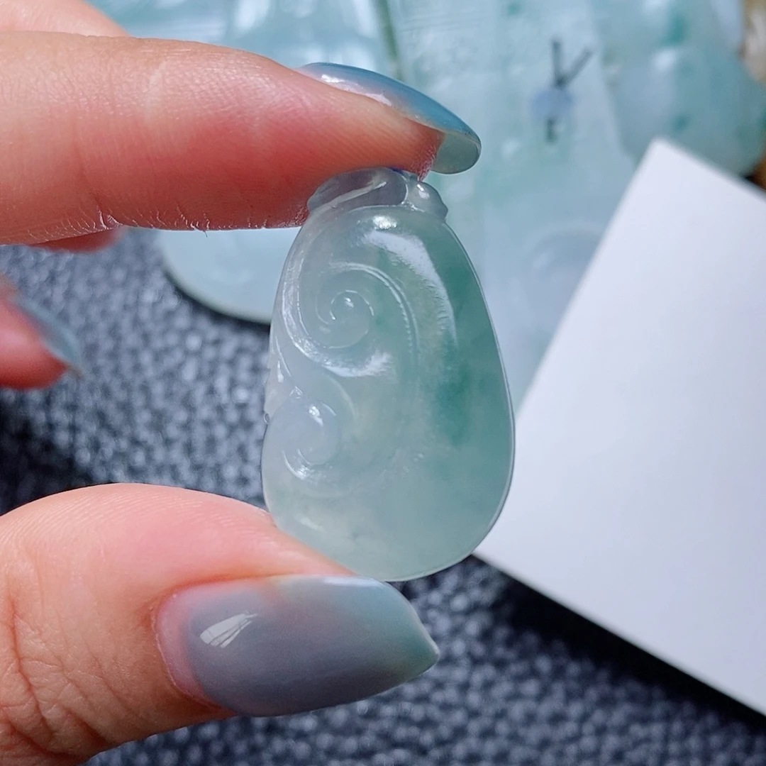 定制翡翠未镶嵌毛货付款后确认抛光