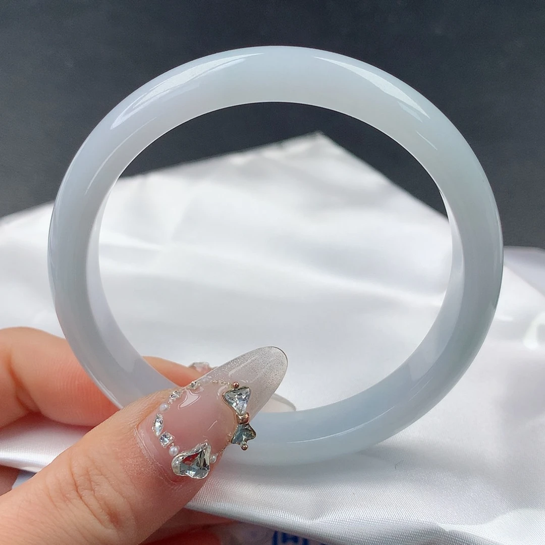 翡翠手镯未镶嵌34正60