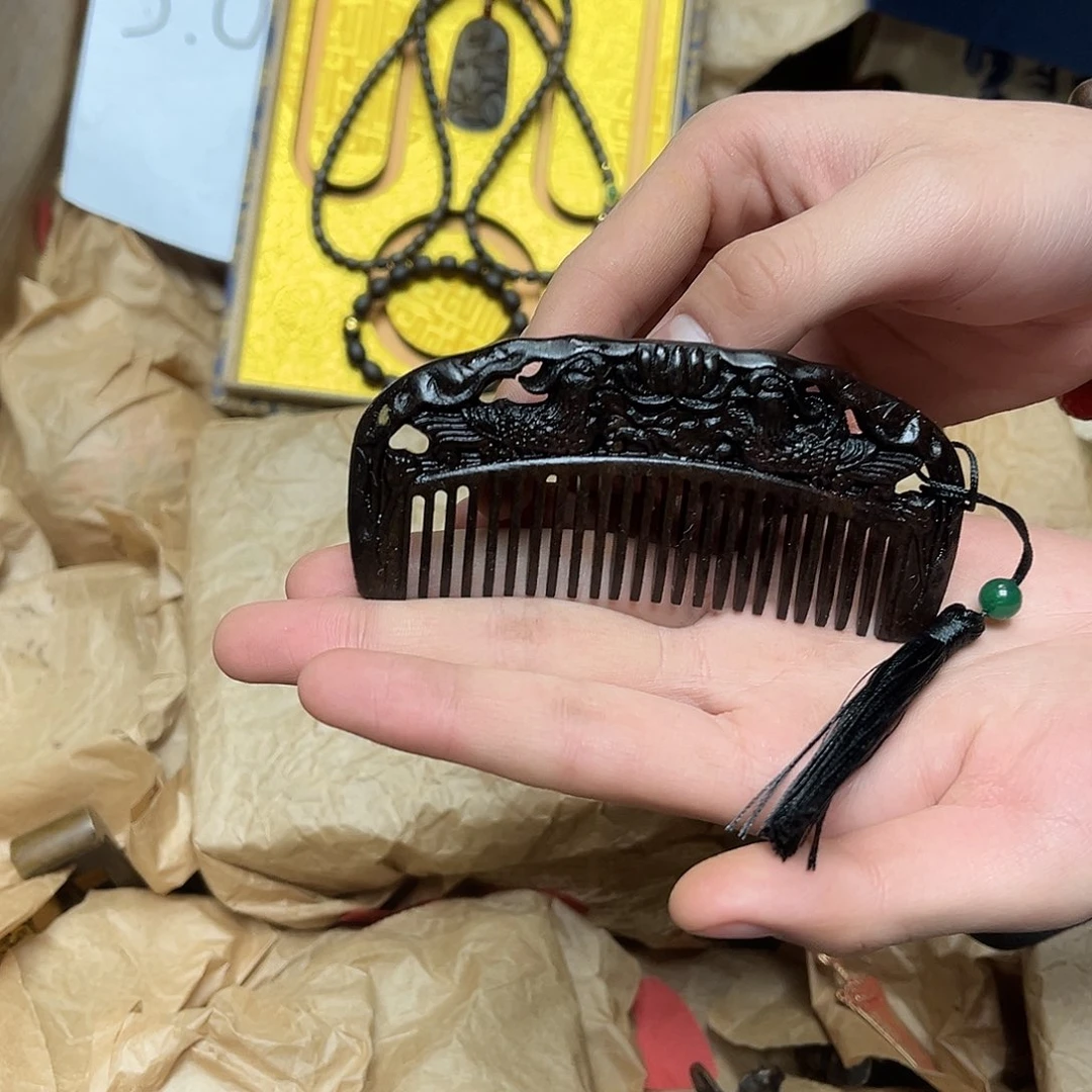 大叶紫檀（黑酸枝木类）