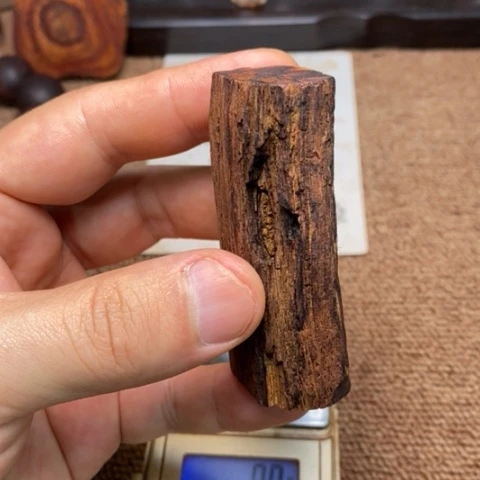 藤类34降真香海南糖结虫漏手把件