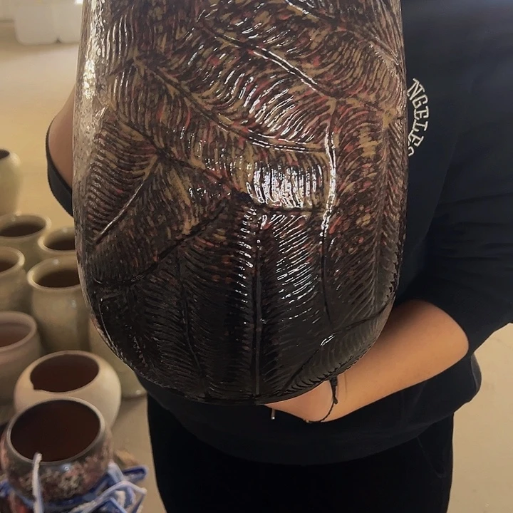 微瑕高度30厘米口径20厘米