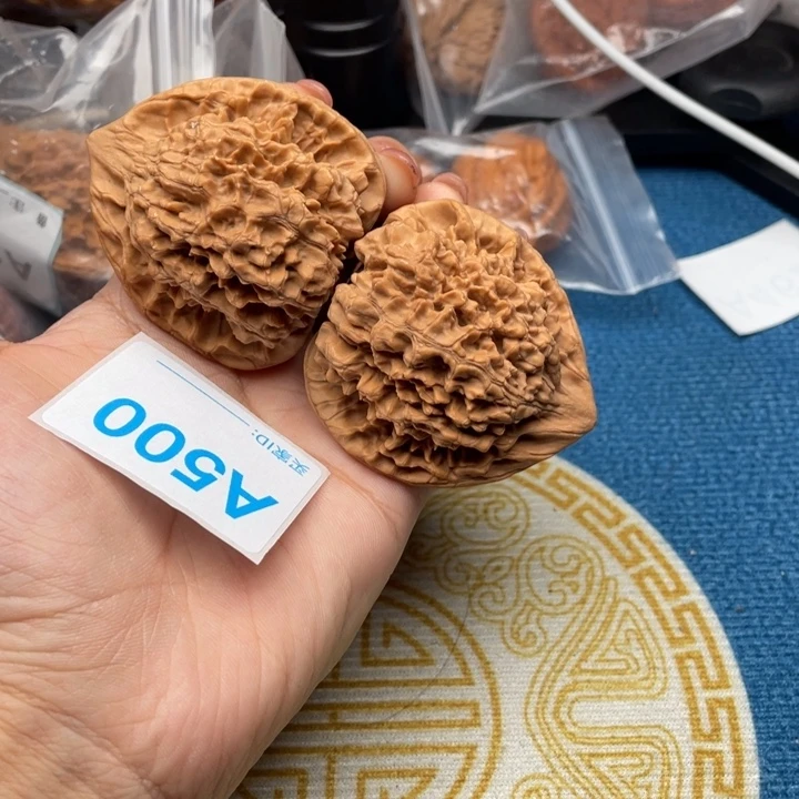 文玩核桃吊坠核桃