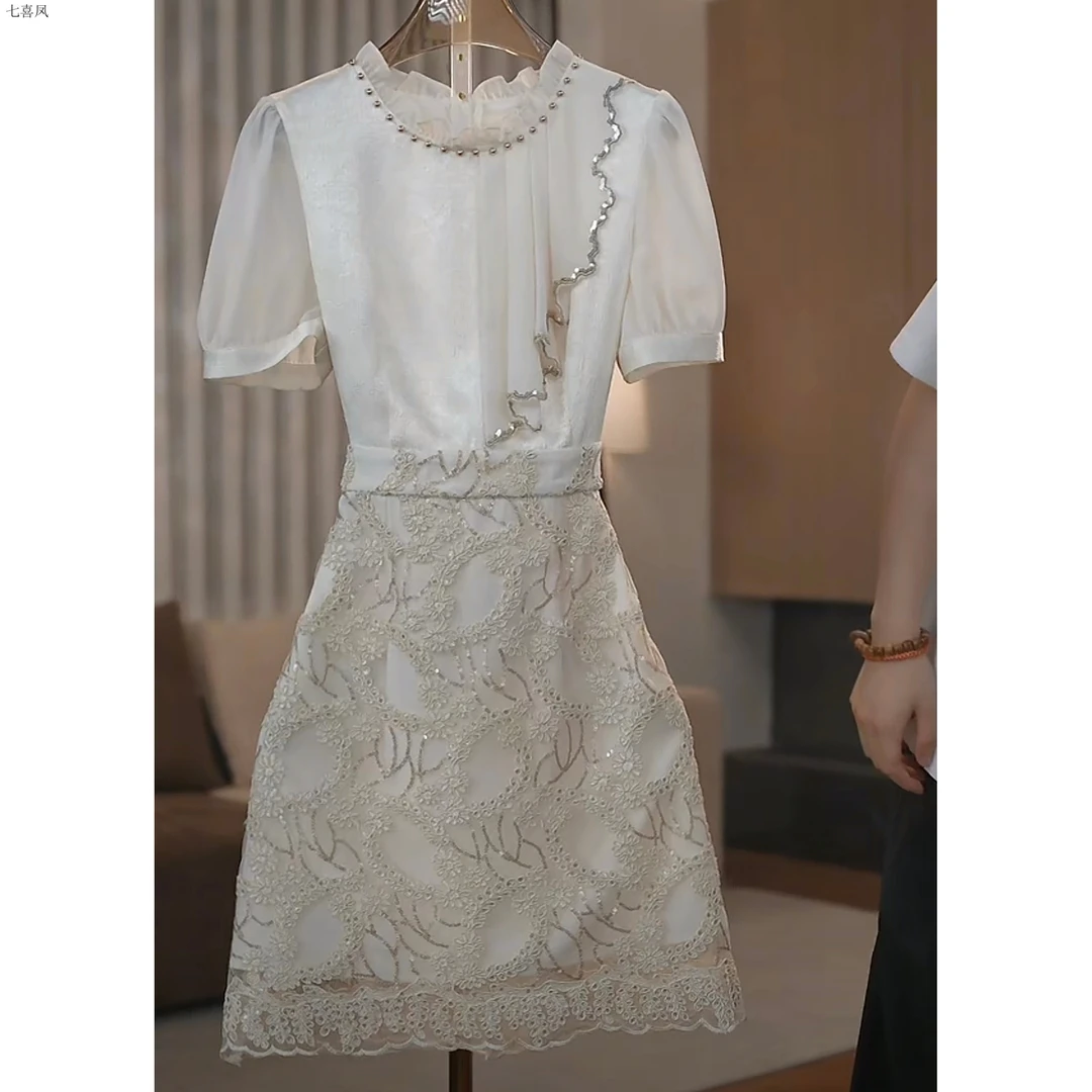 气质新款潮时尚显瘦短袖连衣裙修身围巾领吊带