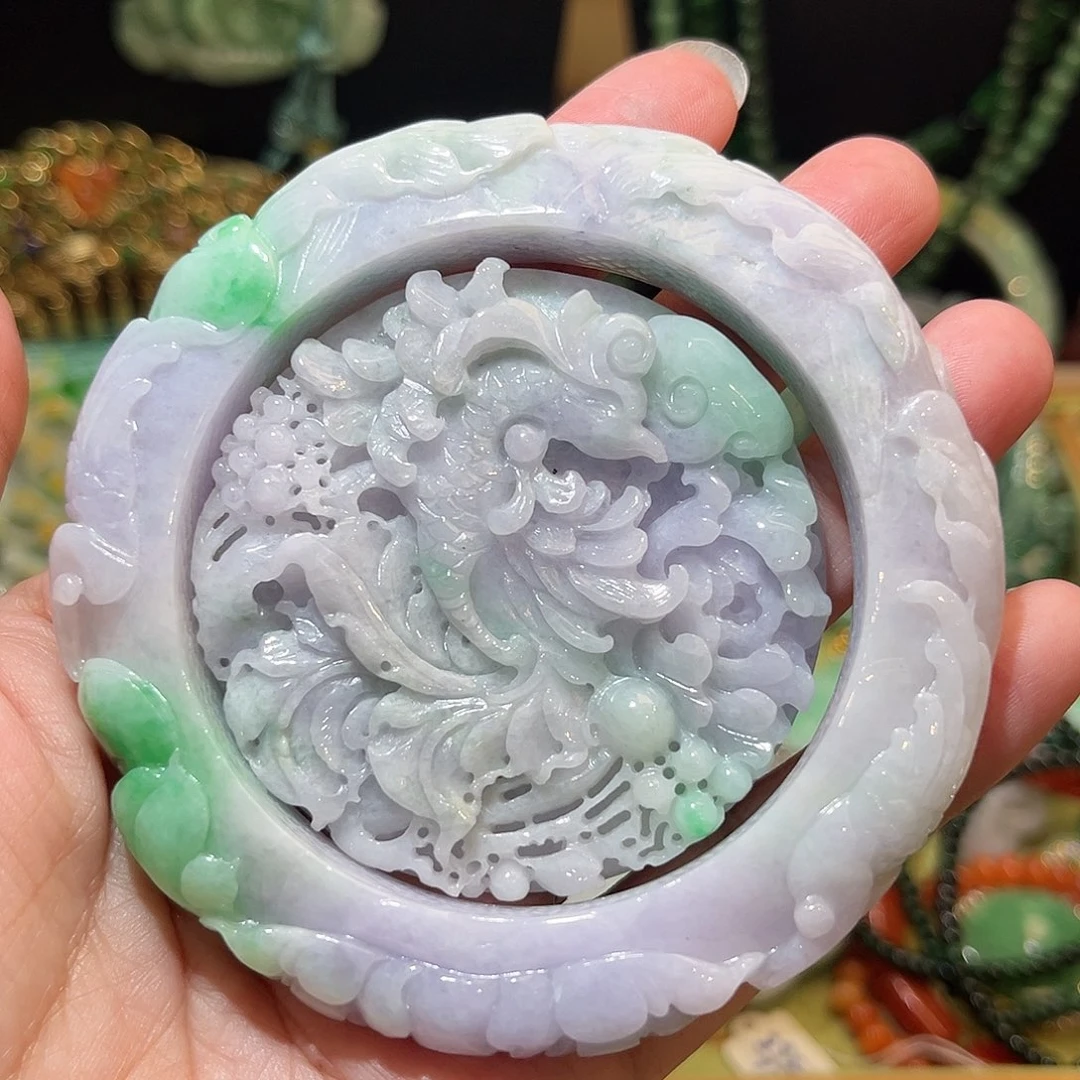 翡翠未镶嵌颈饰待编织