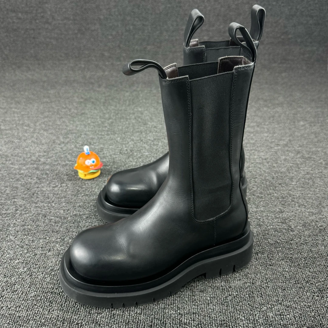 95新 BOTTEGA VENETA/葆蝶家 葆蝶家黑色中筒靴 36 HB972