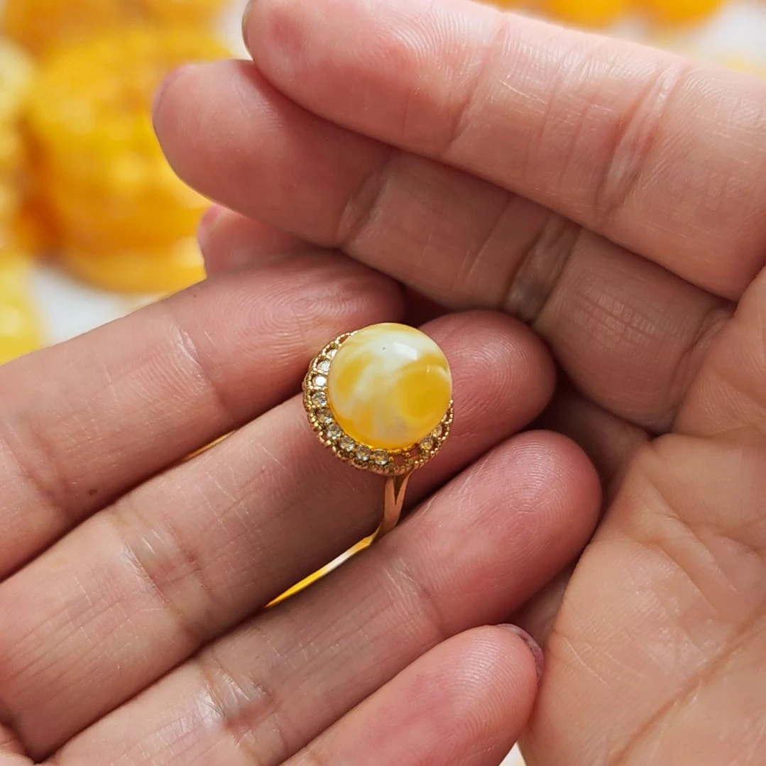 银S925镀金镶嵌蜜蜡戒指