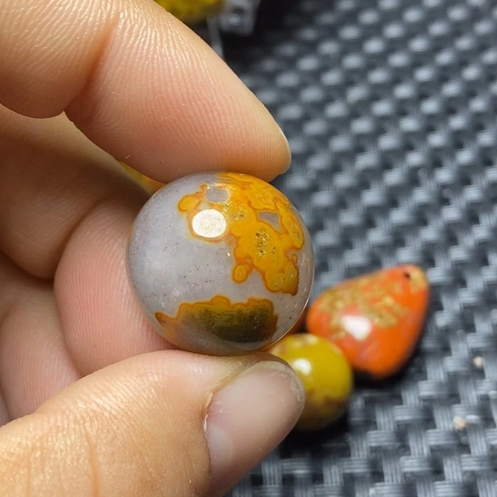 玛瑙/玉髓颈饰未镶嵌奎*