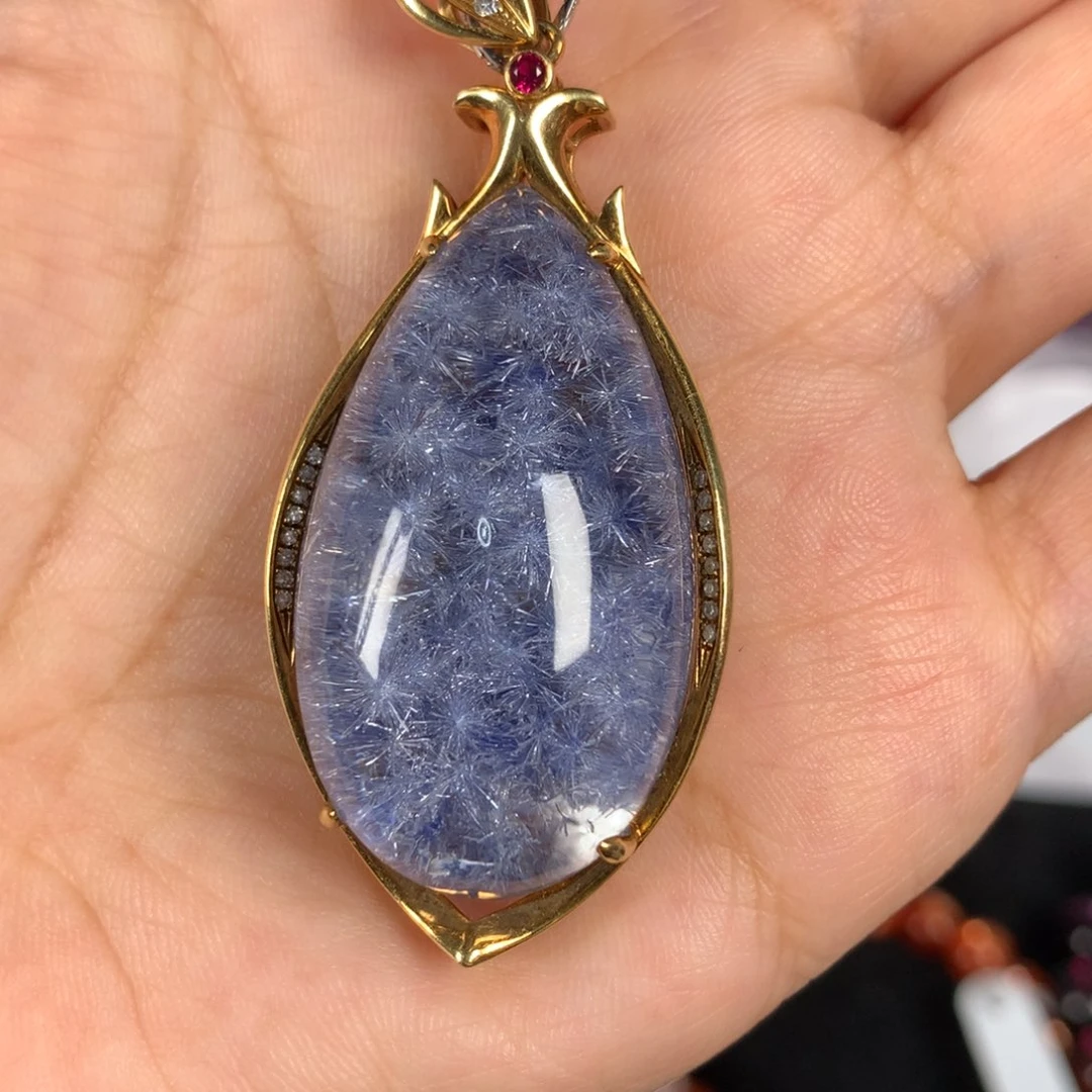 18K金镶嵌吊坠(不含链)水晶