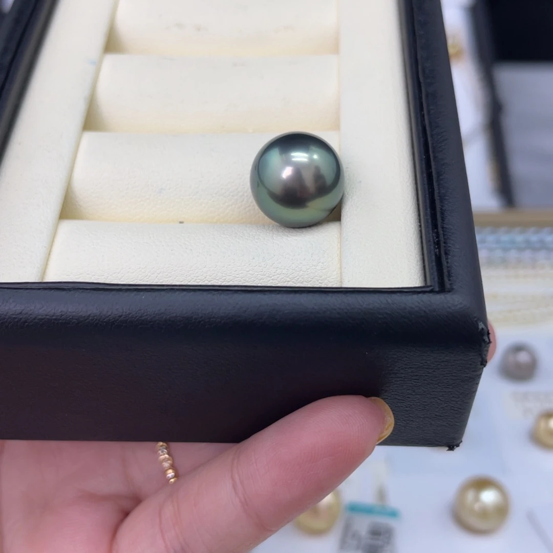海水珍珠吊坠(赠链)18K金镶嵌
