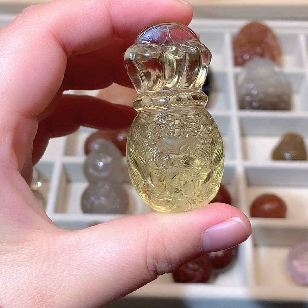 颈饰未镶嵌水晶黄水