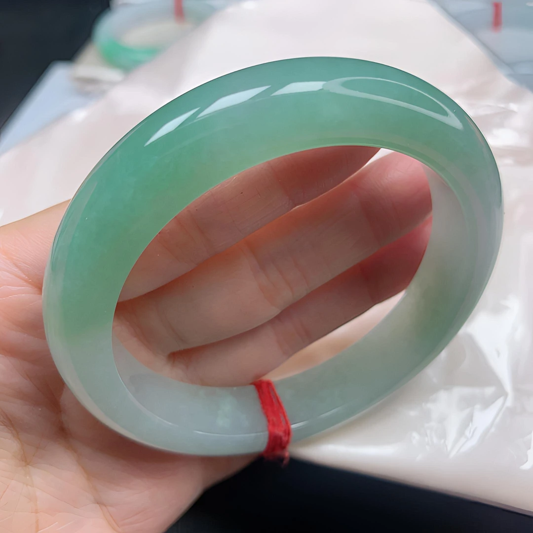 冰绿半山水手镯5758