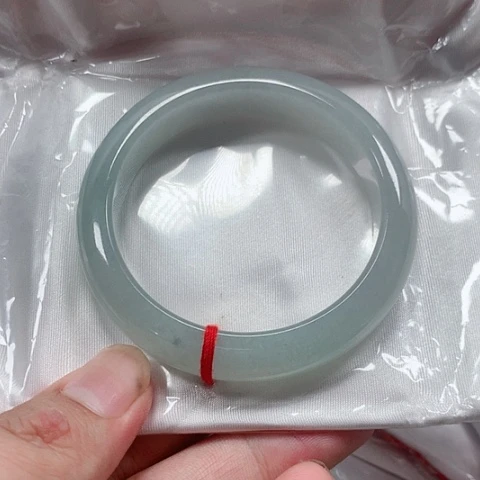 翡翠未镶嵌手镯缅甸翡翠手镯圈口54