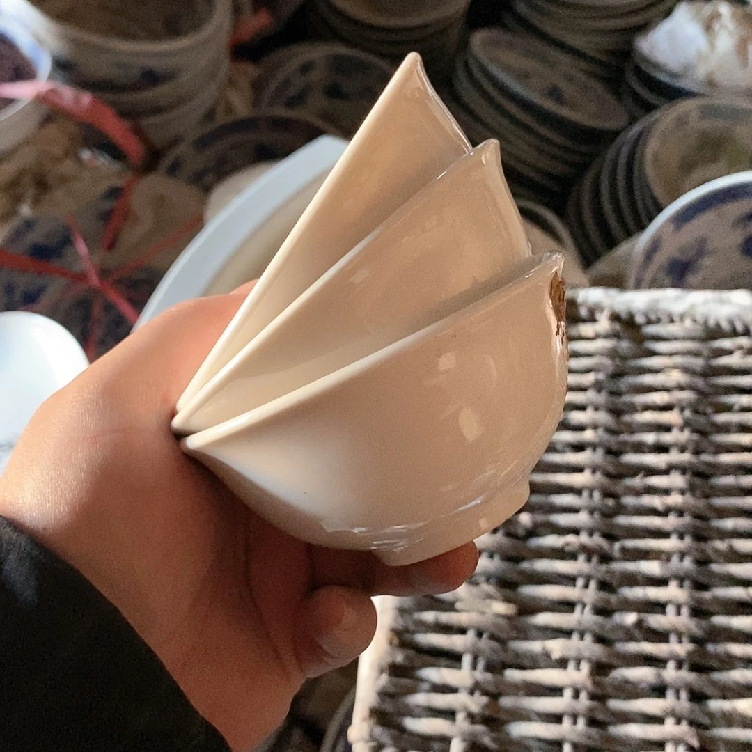 碗3寸青花玲珑瓷碗