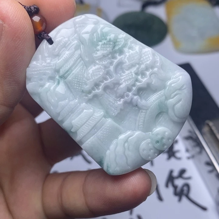 翡翠未镶嵌颈饰翡翠