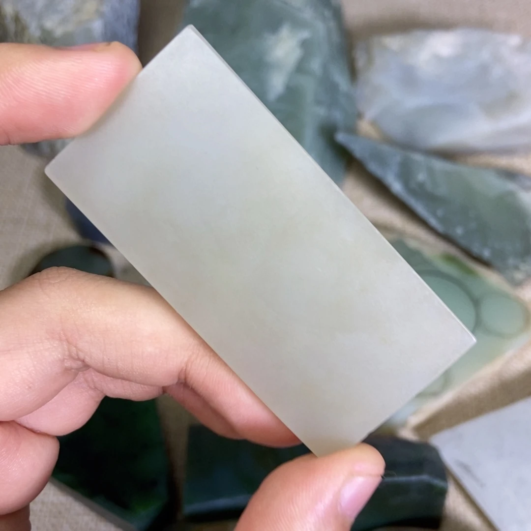 和田玉（糖玉）未镶嵌珠宝半成品