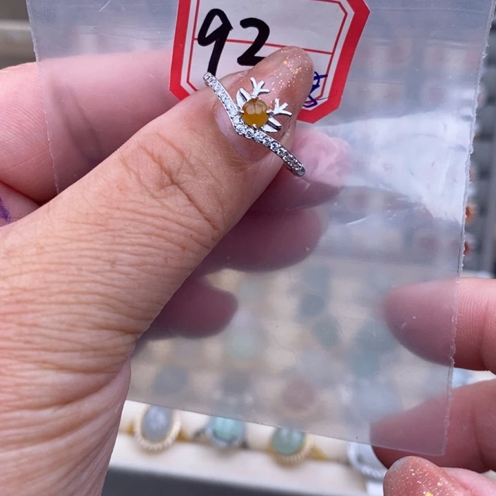 未镶嵌戒指翡翠缅甸