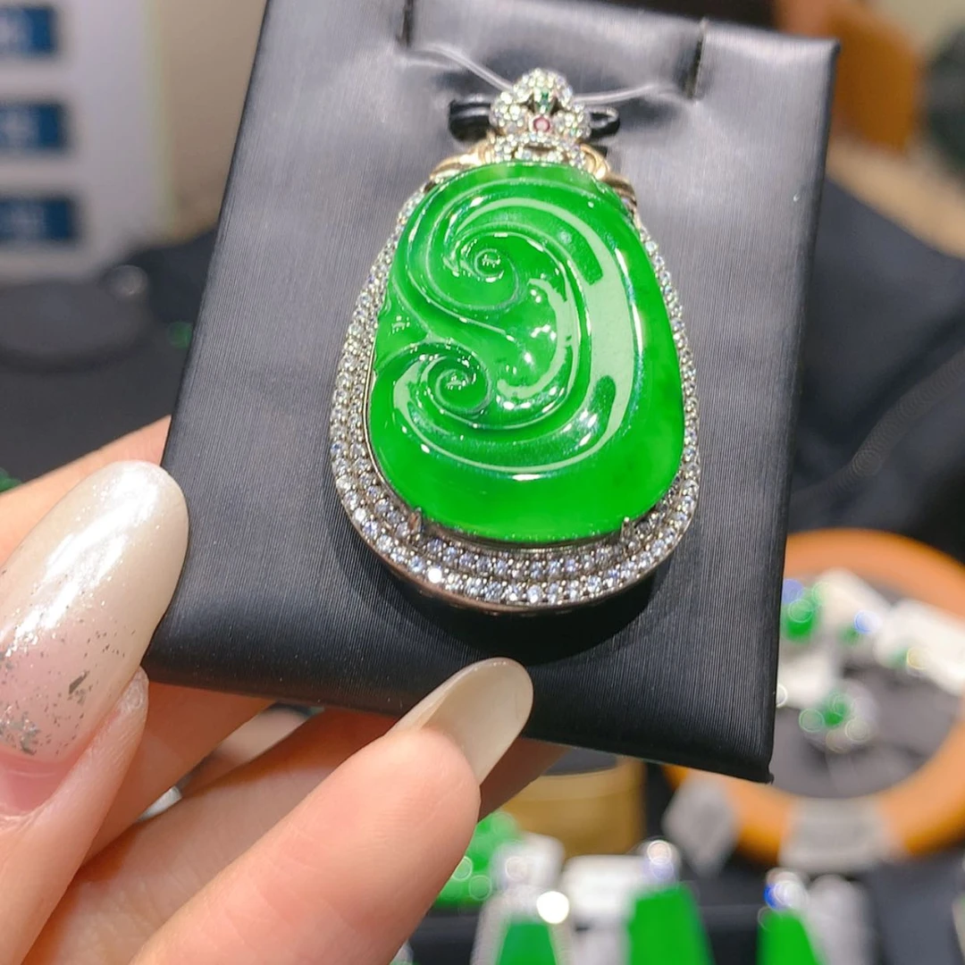 【闪购商品】颈饰银S925镶嵌翡翠5柒姐