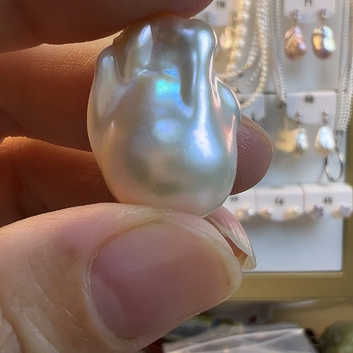 淡水珍珠银S925镶嵌耳饰