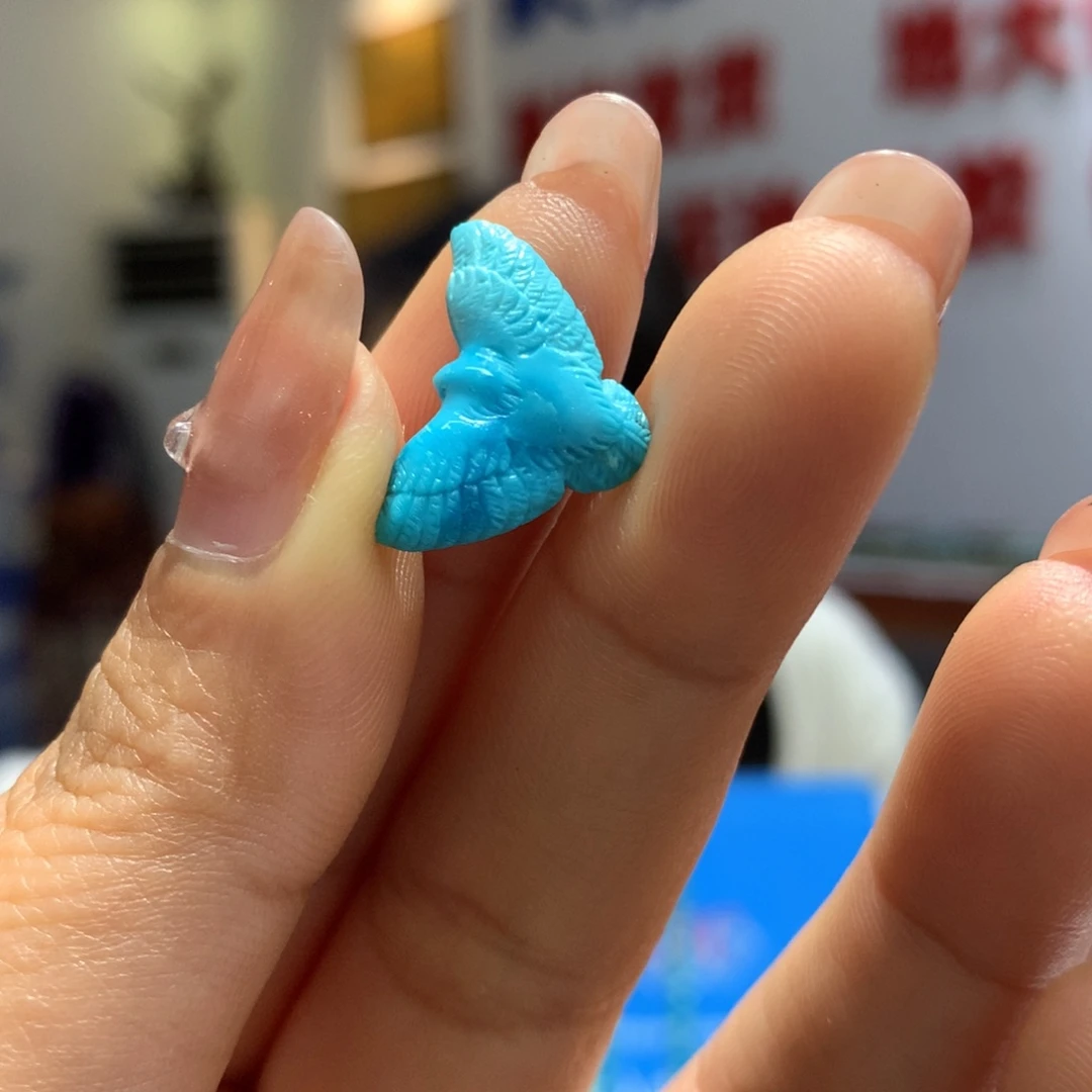 绿松石配饰未镶嵌