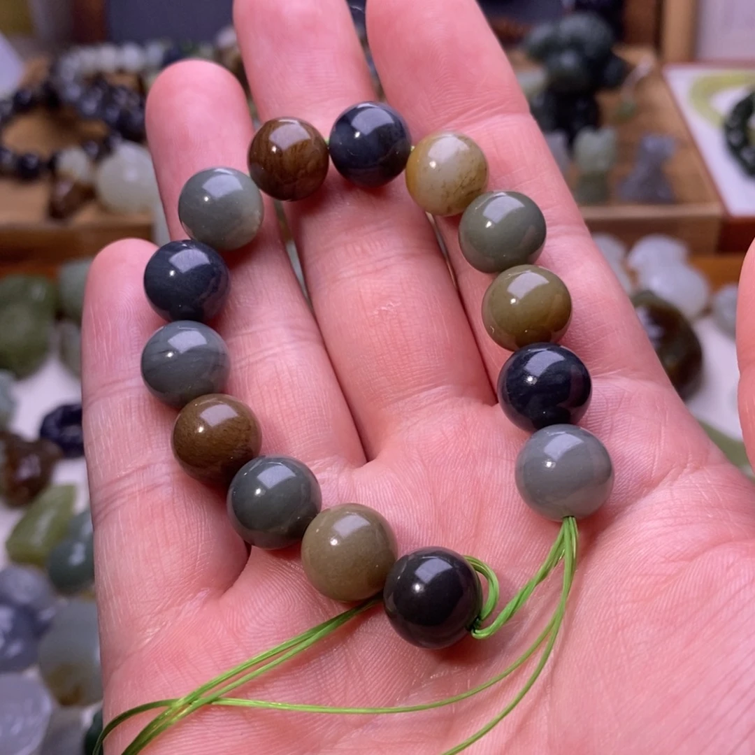 颈饰未镶嵌和田玉๑**芸